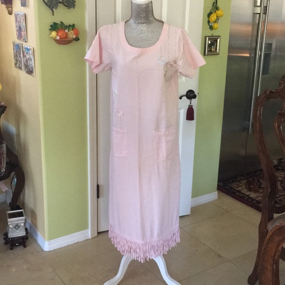 R & B COLLECTION VINTAGE PINK DRESS WITH FRINGES . - Picture 1 of 4